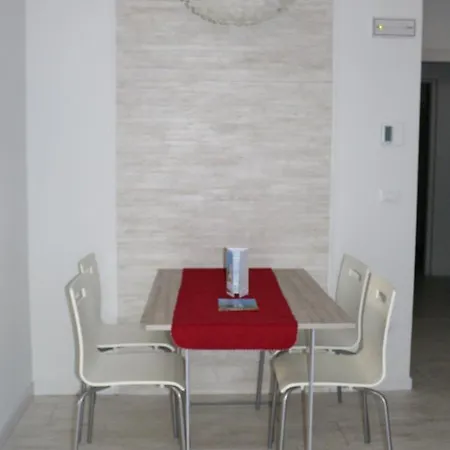 Nina 3 * Finale Ligure