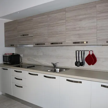 Nina 3 Ferienhaus Finale Ligure